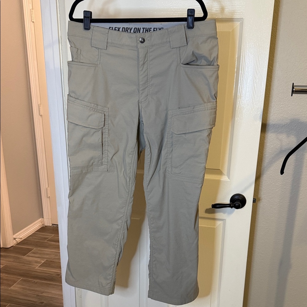 Duluth Men's Flex Dry On The Fly Fleece Lined Cargo Pants - Khaki 38 x 30